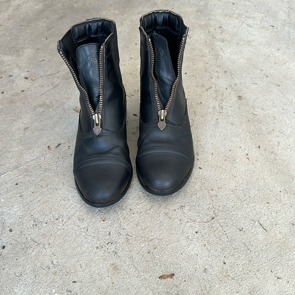 Ariat Paddock Boots - Woman’s size 6B